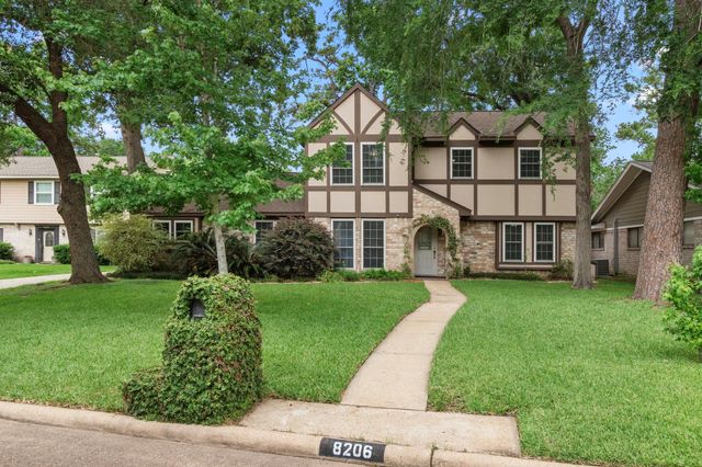 8206 Birchglen Lane, Houston, TX 77070