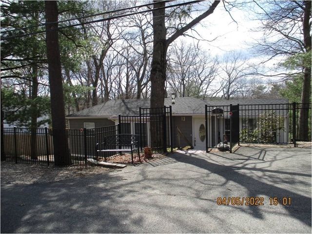 15 Hilldale Ave, Middleton, MA 01949