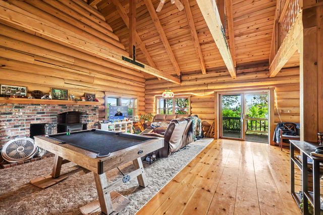 275 Citadel Road, Trail, OR 97541