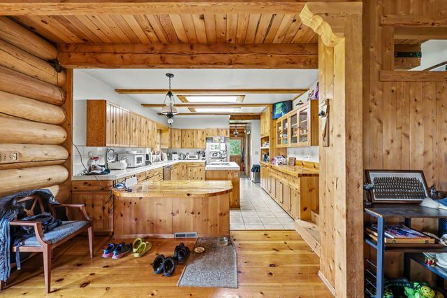 275 Citadel Road, Trail, OR 97541