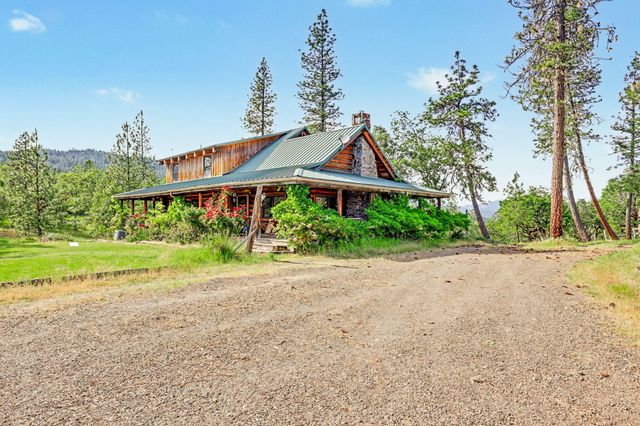 275 Citadel Road, Trail, OR 97541