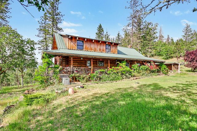 275 Citadel Road, Trail, OR 97541