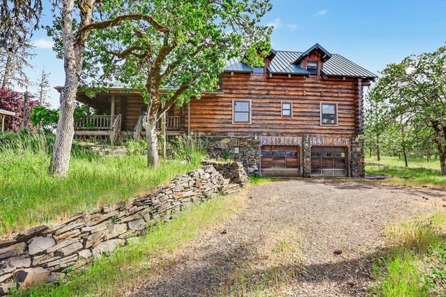 275 Citadel Road, Trail, OR 97541