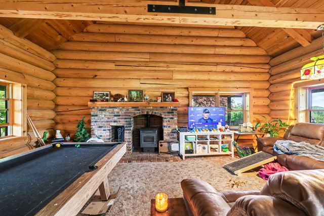 275 Citadel Road, Trail, OR 97541