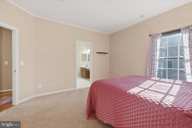 11912 RICKETTS BATTERY DR, Bristow, VA 20136