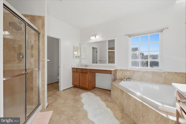 11912 RICKETTS BATTERY DR, Bristow, VA 20136