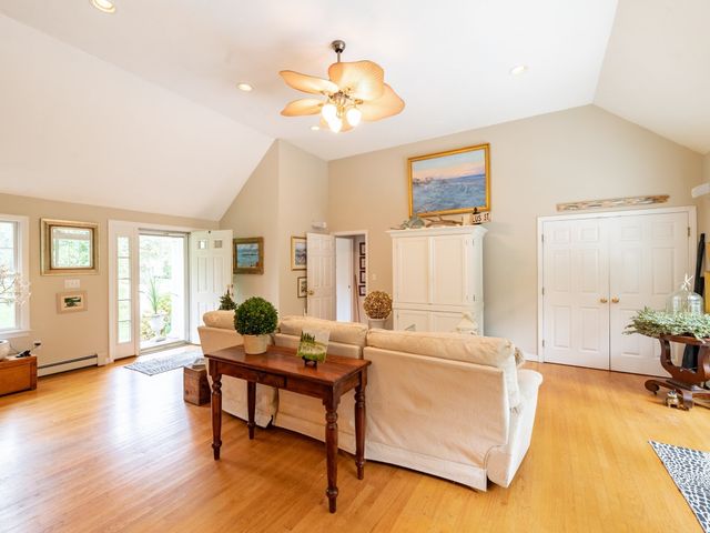 14 Copper Beech Dr, Kingston, MA 02364