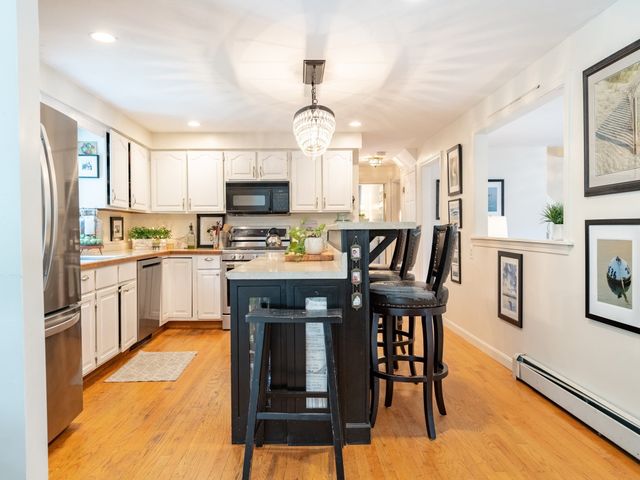 14 Copper Beech Dr, Kingston, MA 02364