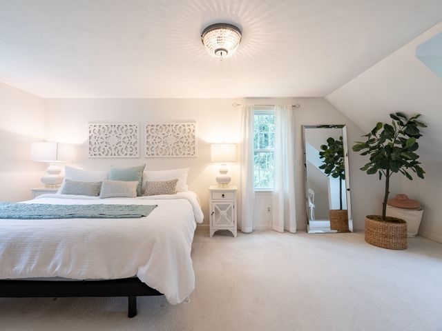 14 Copper Beech Dr, Kingston, MA 02364