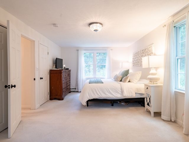14 Copper Beech Dr, Kingston, MA 02364