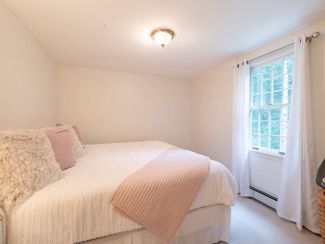 14 Copper Beech Dr, Kingston, MA 02364
