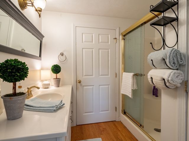 14 Copper Beech Dr, Kingston, MA 02364
