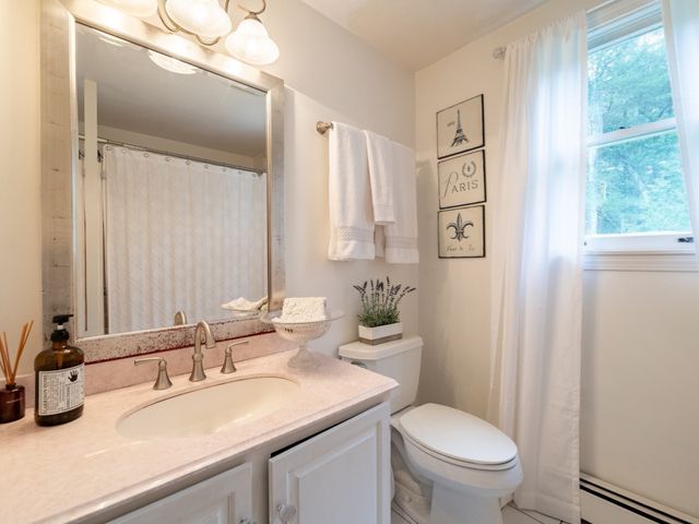 14 Copper Beech Dr, Kingston, MA 02364
