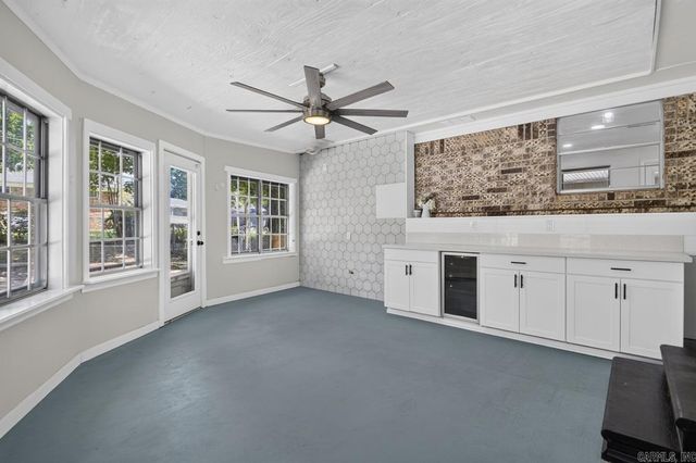 1025 Oakhurst Street, Jacksonville, AR 72076