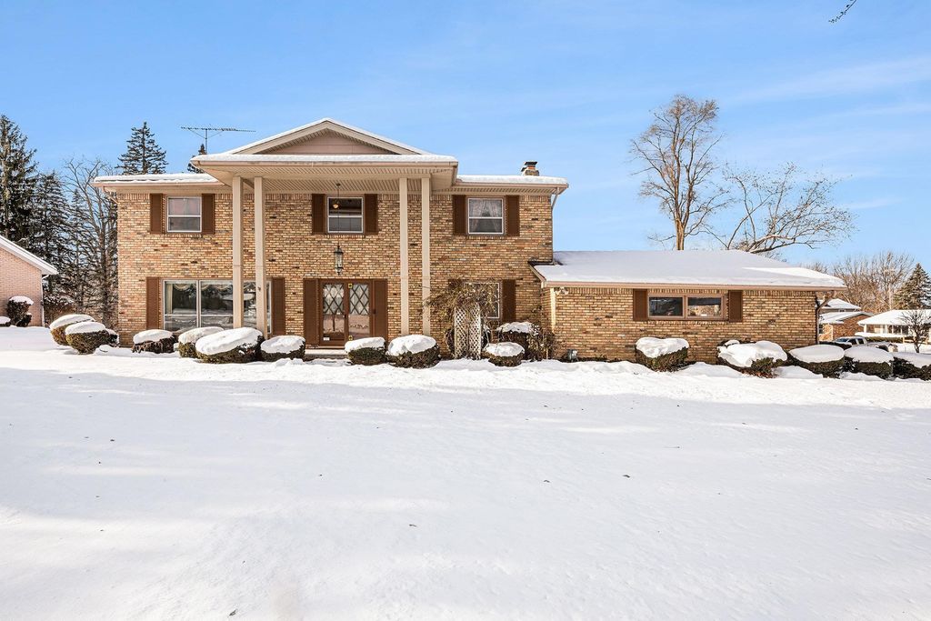 1384 Wagon Wheel Lane, Grand Blanc Twp, MI 48439