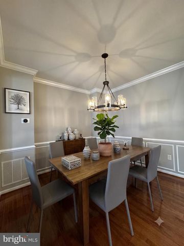 5609 FAIRCLOTH CT, Centreville, VA 20120