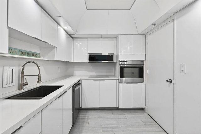 4001 S Ocean Drive 11f, Hollywood, FL 33019