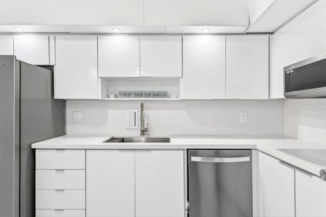4001 S Ocean Drive 11f, Hollywood, FL 33019