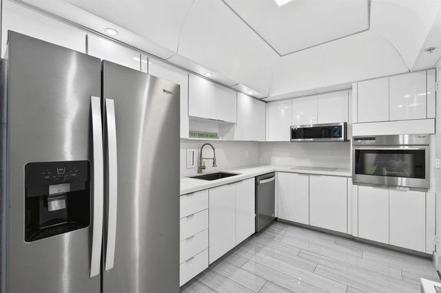 4001 S Ocean Drive 11f, Hollywood, FL 33019