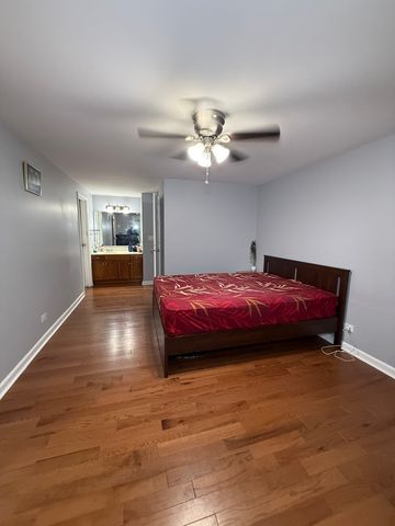 2310 Hyde Court, Schaumburg, IL 60194