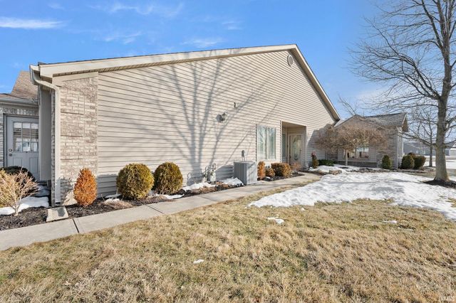 1362 Champions Pointe, Decatur, IN 46733