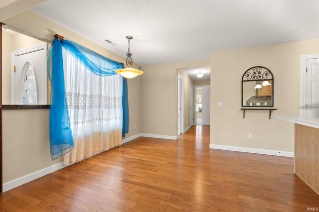 1362 Champions Pointe, Decatur, IN 46733