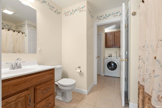 1362 Champions Pointe, Decatur, IN 46733