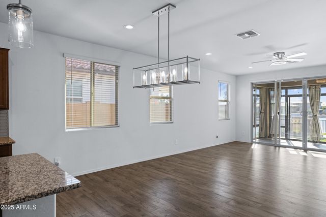 40215 W HALEY Drive, Maricopa, AZ 85138