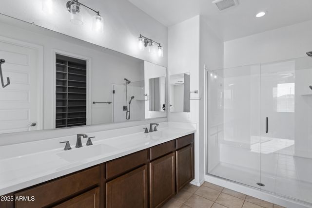 40215 W HALEY Drive, Maricopa, AZ 85138