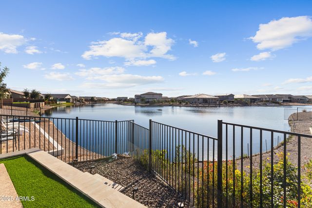 40215 W HALEY Drive, Maricopa, AZ 85138