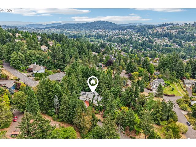 11150 Se VALLEY VIEW Ter, Happy Valley, OR 97086