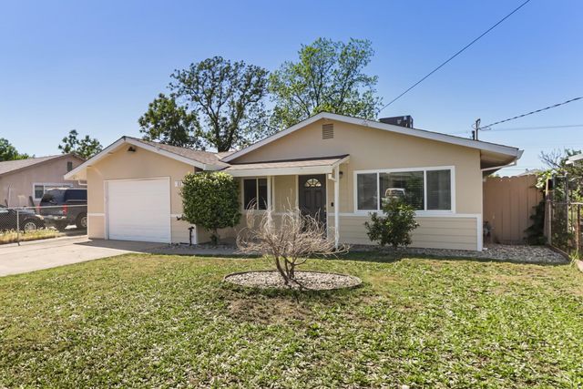 1110 Circuit Dr, Roseville, CA 95678