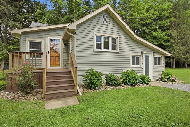2292 New Jerusalem Road, Eden, NY 14057