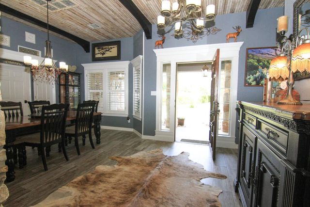 219 Young Ranch RD, Georgetown, TX 78633