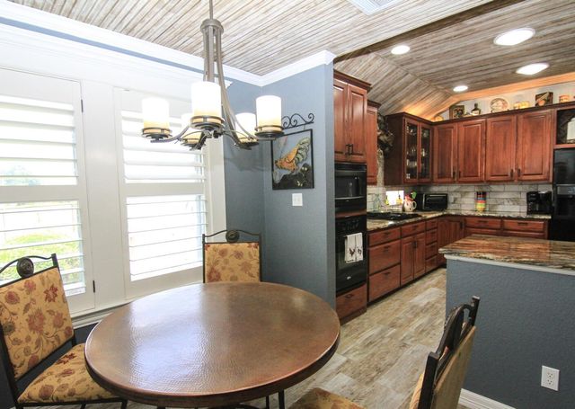 219 Young Ranch RD, Georgetown, TX 78633