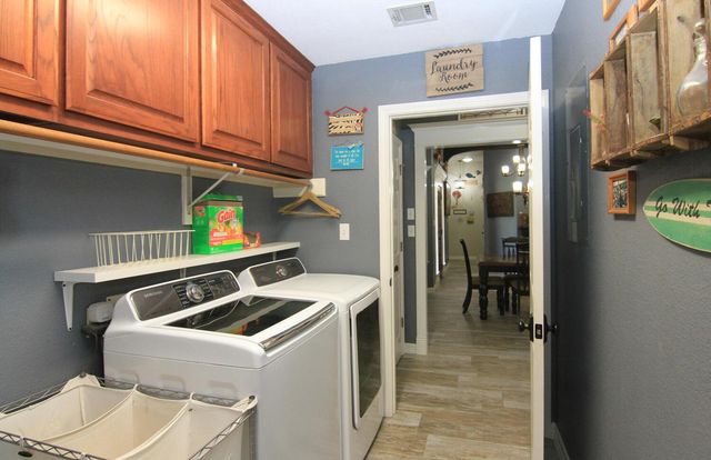 219 Young Ranch RD, Georgetown, TX 78633