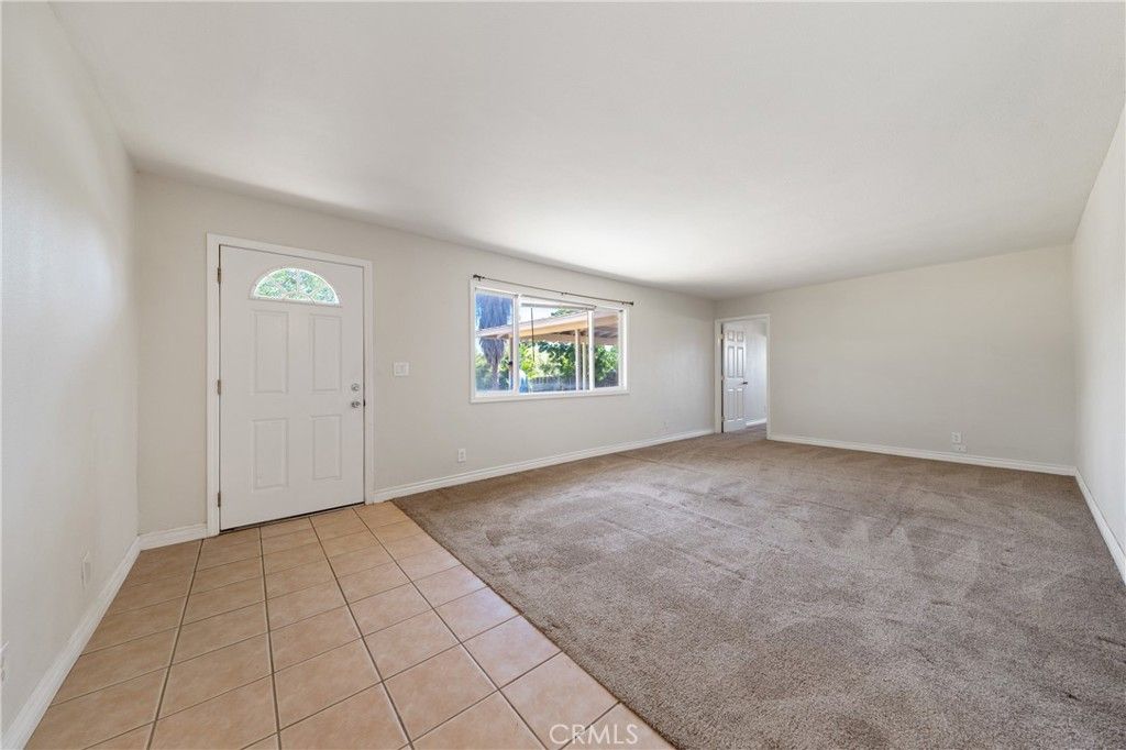 Image 2 of property listing at 28967 Avenida Gaviota, Menifee, CA 92587