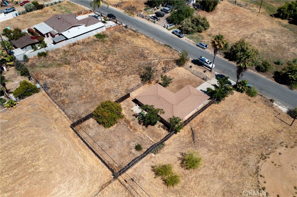 Image 27 of property listing at 28967 Avenida Gaviota, Menifee, CA 92587