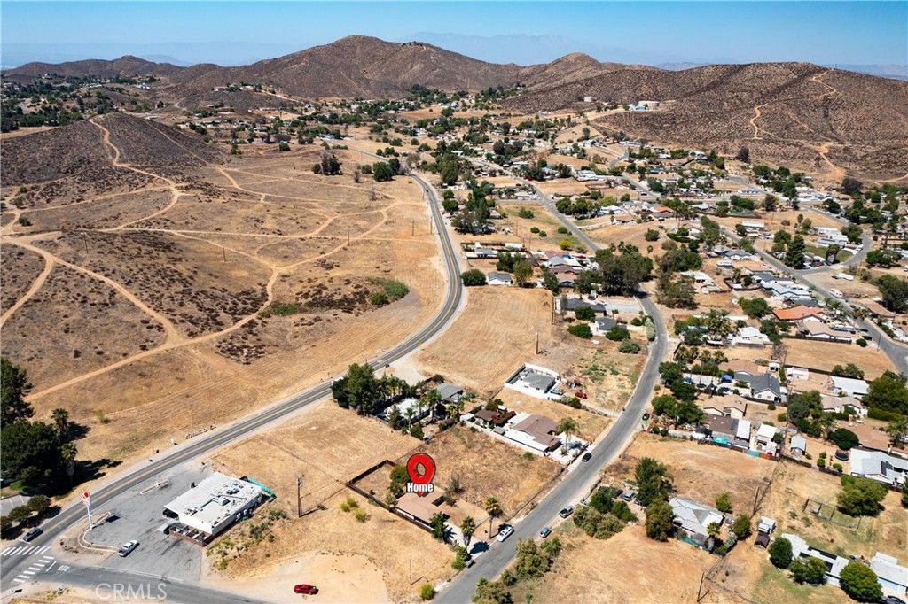 Image 31 of property listing at 28967 Avenida Gaviota, Menifee, CA 92587