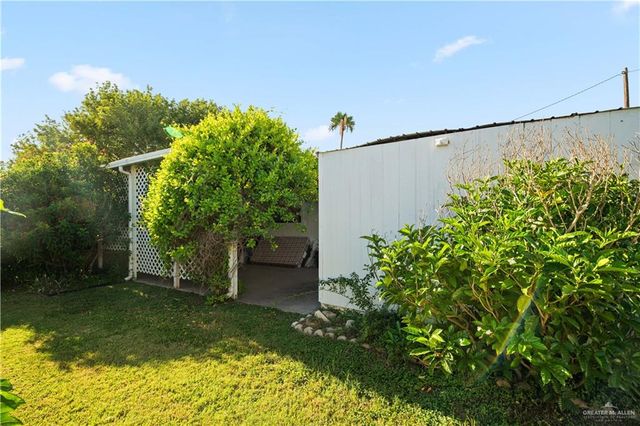 335 Queen Palm Street, Alamo, TX 78516