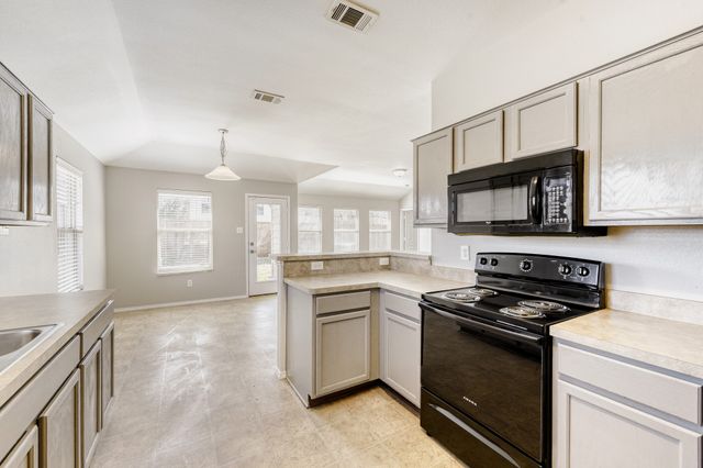 1942 Castaway Drive, Dallas, TX 75051