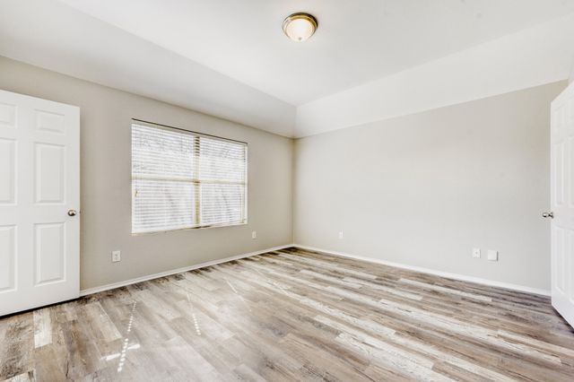 1942 Castaway Drive, Dallas, TX 75051