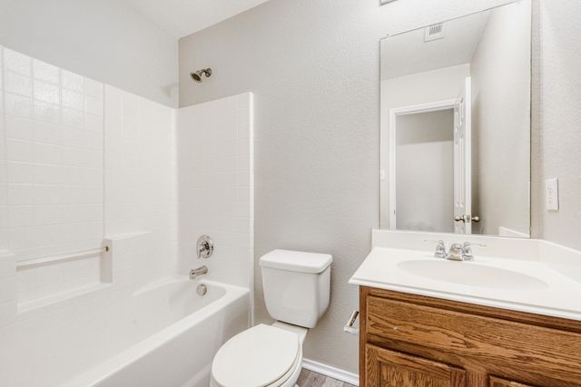 1942 Castaway Drive, Dallas, TX 75051