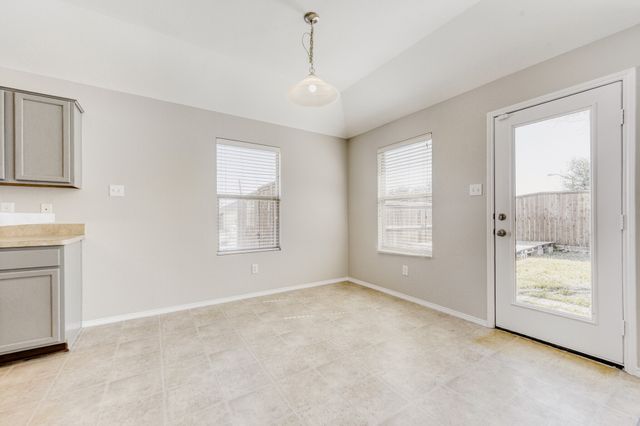 1942 Castaway Drive, Dallas, TX 75051