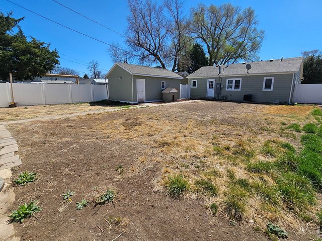 222 Magnolia Ln, Sterling, CO 80751