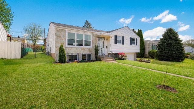 823 REGINA ST, Philadelphia, PA 19116