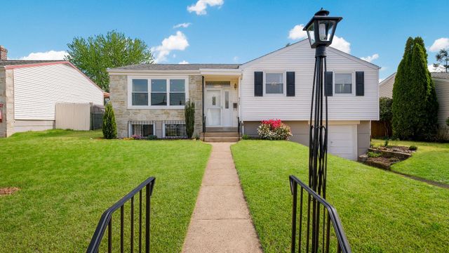 823 REGINA ST, Philadelphia, PA 19116