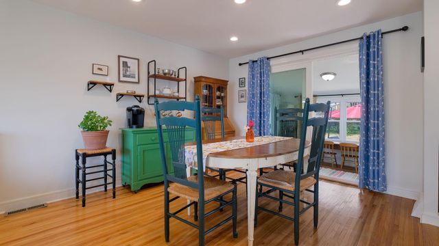 823 REGINA ST, Philadelphia, PA 19116