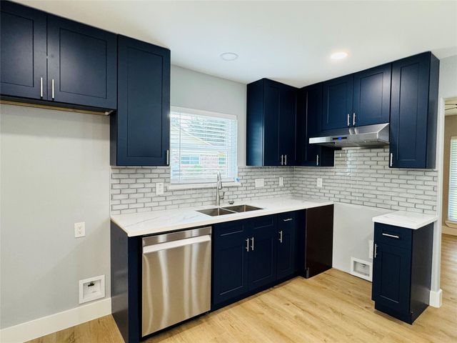 10934 Lilleux Road, Houston, TX 77067