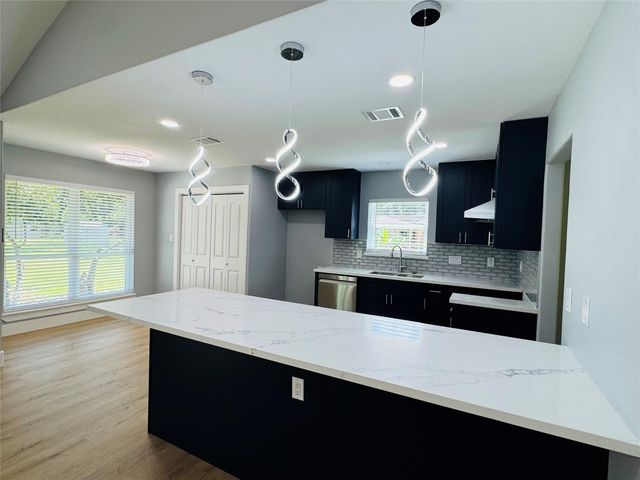 10934 Lilleux Road, Houston, TX 77067